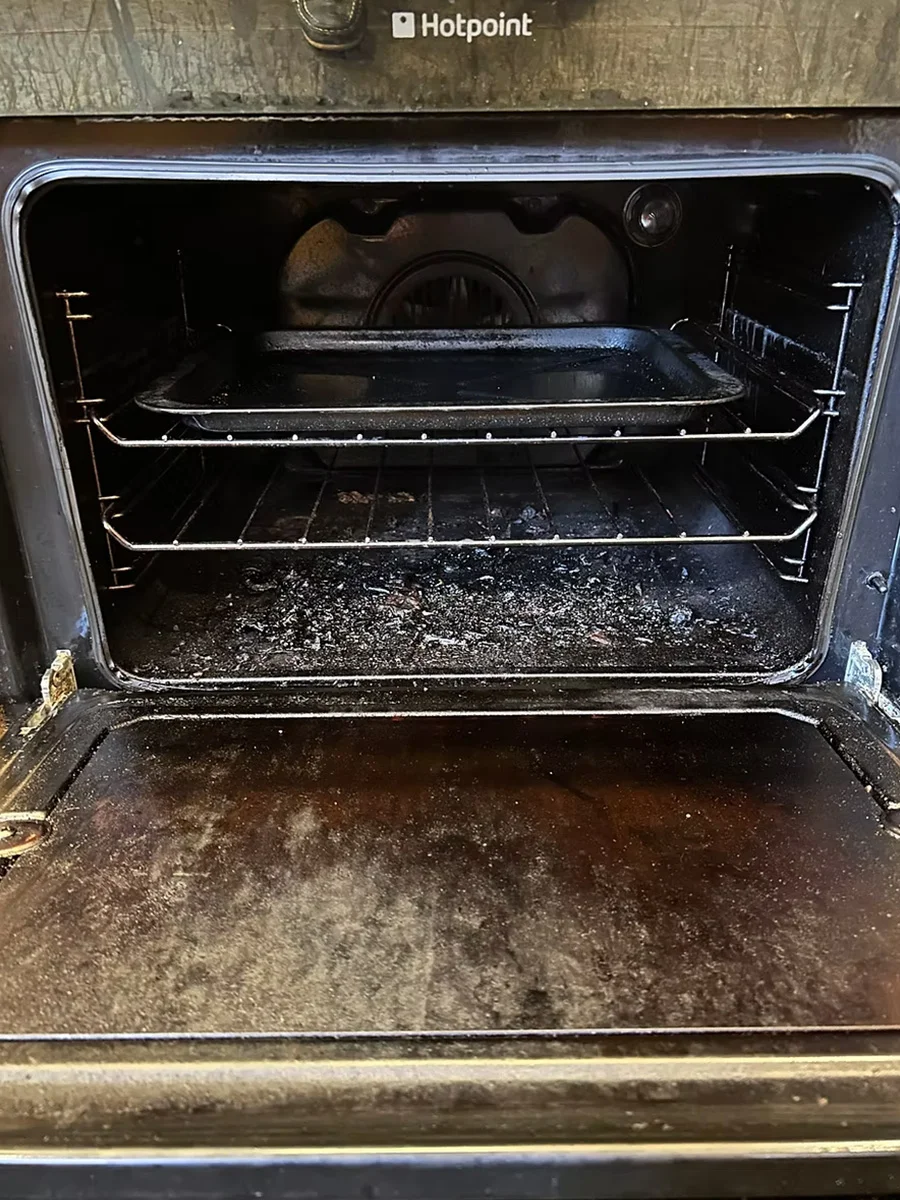 Oven Cleaning 3 oven cleaning Winsford, oven cleaning Cheshire, professional oven cleaning, kitchen appliance cleaning Winsford, hob cleaning Winsford, extractor cleaning Winsford, microwave cleaning Winsford, AGA cleaning Cheshire, dishwasher cleaning Winsford, washing machine cleaning Winsford, Justina Clean Ovens